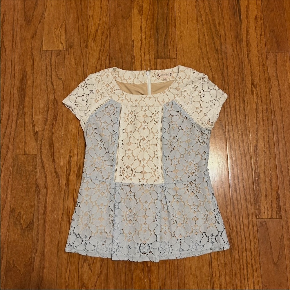 Nanette Lepore Lace Peplum Blouse Blue Ivory Colorblock Size Small - Picture 2 of 8